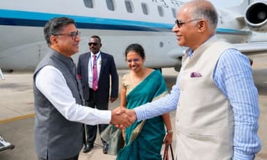 Indian Foreign Secretary arrives in SL